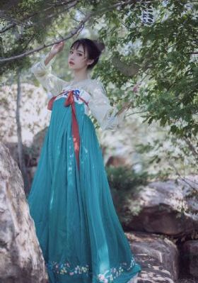 黑兽在线免费观看_720免费在线观看